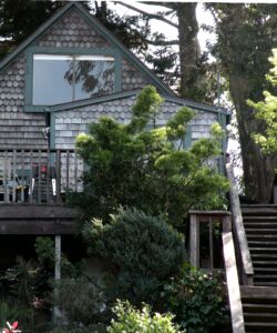 647 Duncan Street